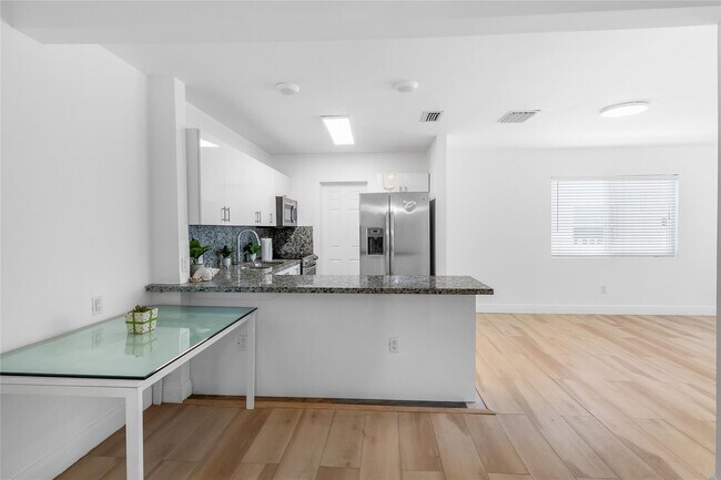 Foto del edificio - 343 Van Buren St