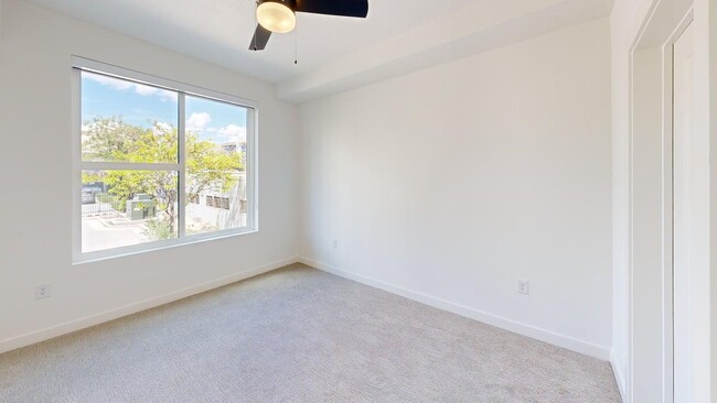 Building Photo - The Brad