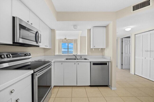 Foto del edificio - 2625 Terra Ceia Bay Blvd