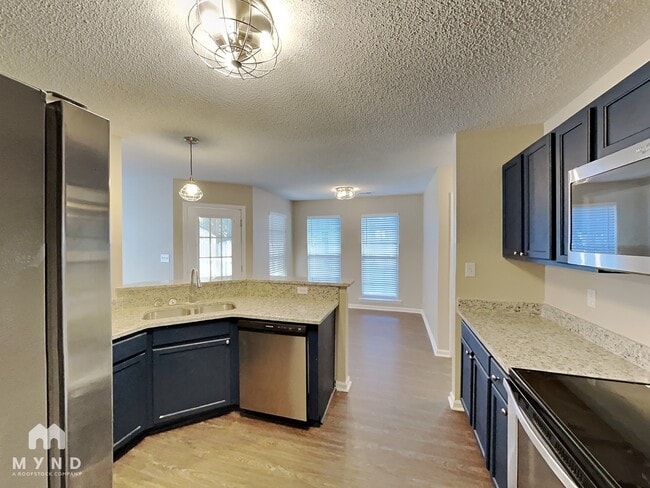 Building Photo - 5001 Ravens Ct