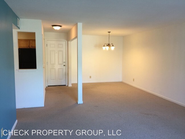 Building Photo - 2 br, 2 bath House - 707 La Fontenay Ct