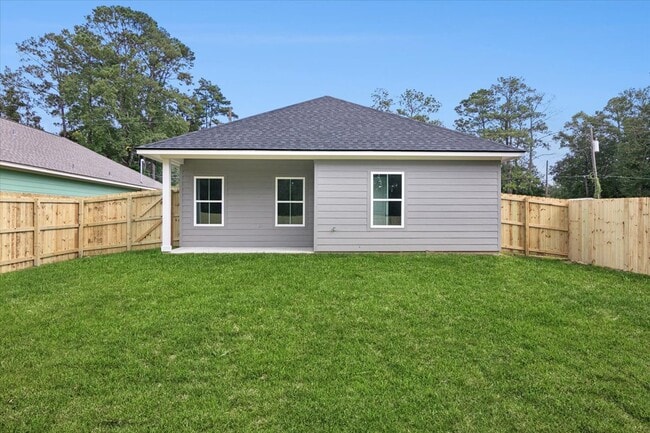Building Photo - 9896 Golden Ln