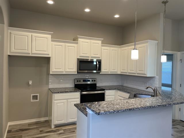 Building Photo - 3311 Windcrest Dr