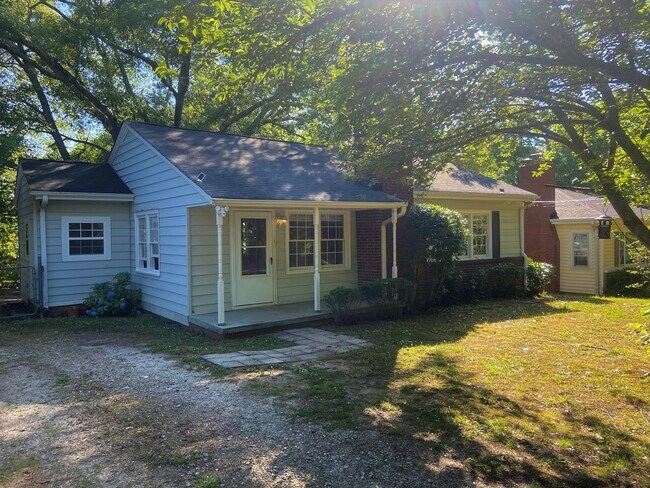 Building Photo - 4 Elletson Dr
