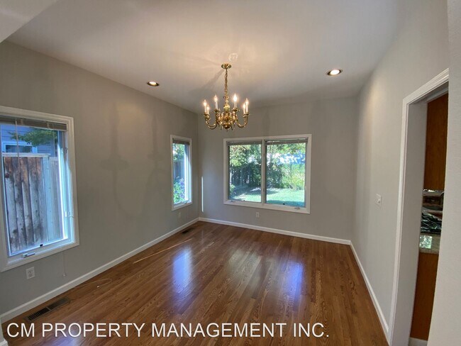 Building Photo - 4 br, 2.5 bath House - 2727 Gaspar Ct