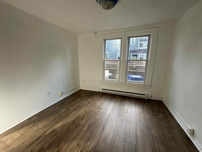 Bedroom 2 - 545 Brainerd Ave