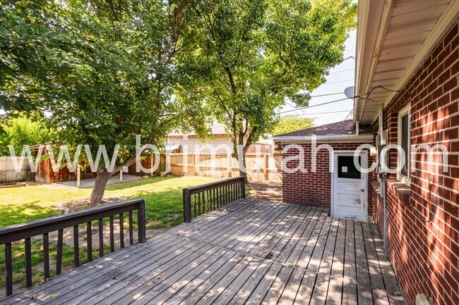 Foto del edificio - 5856 S 157 W
