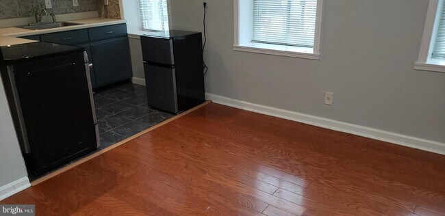 Foto del edificio - 1451 Park Rd NW