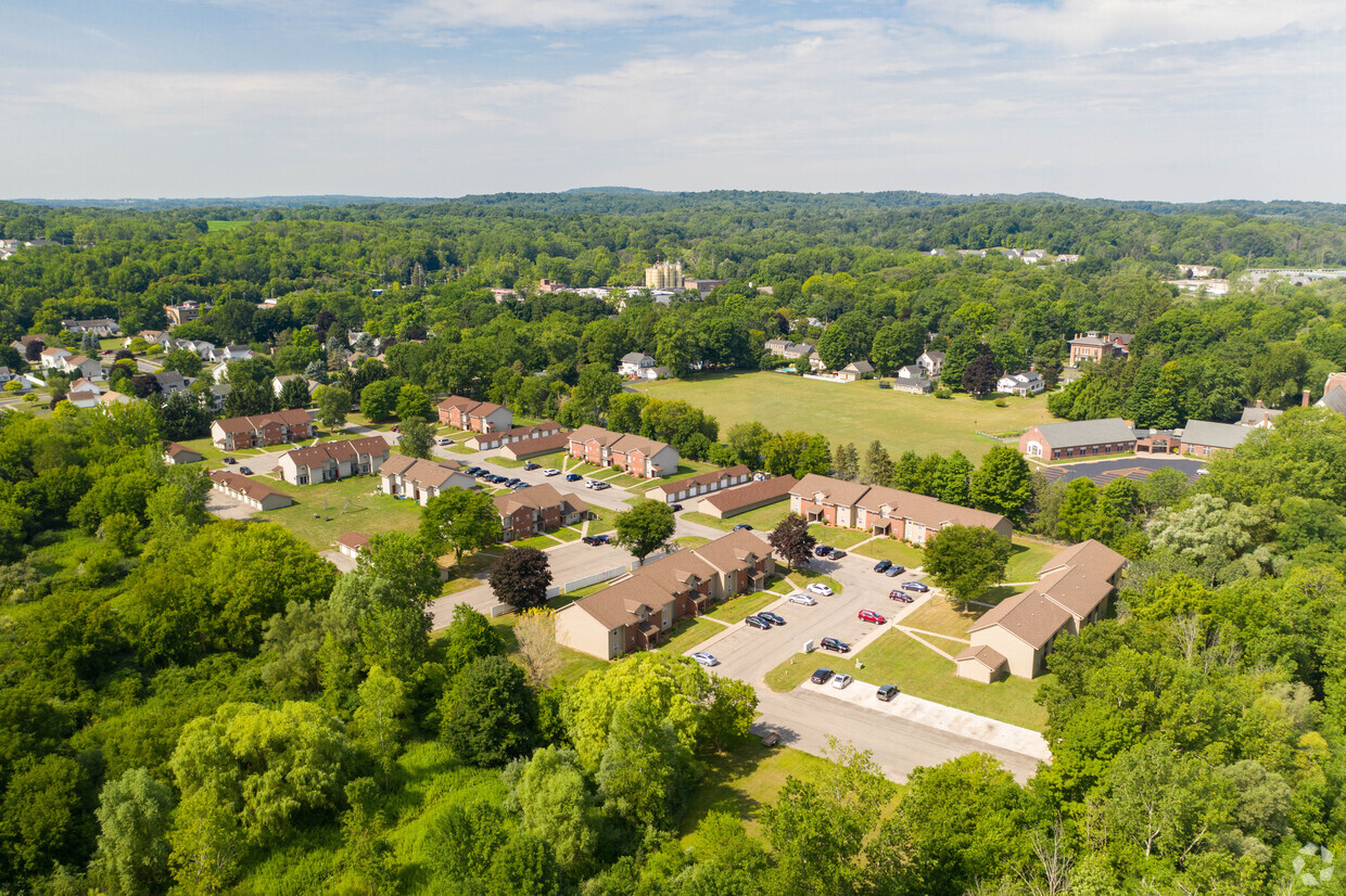 Foto principal - Great-Brook Apartments