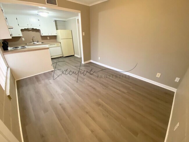 Foto del edificio - Cozy & Affordable 1-Bedroom Apartment – All-Inclusive Utilities