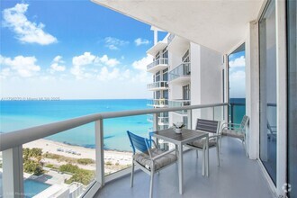 Building Photo - 6515 Collins Ave