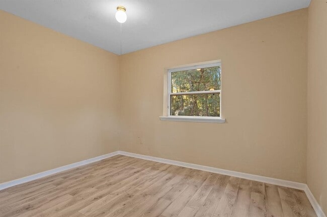 Foto del edificio - 8846 Glen Abby Dr