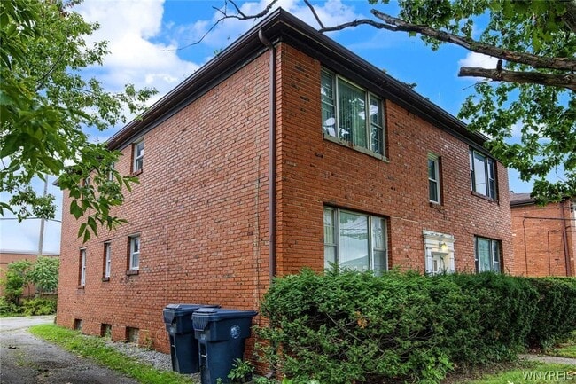 Building Photo - 40 Eagan Dr