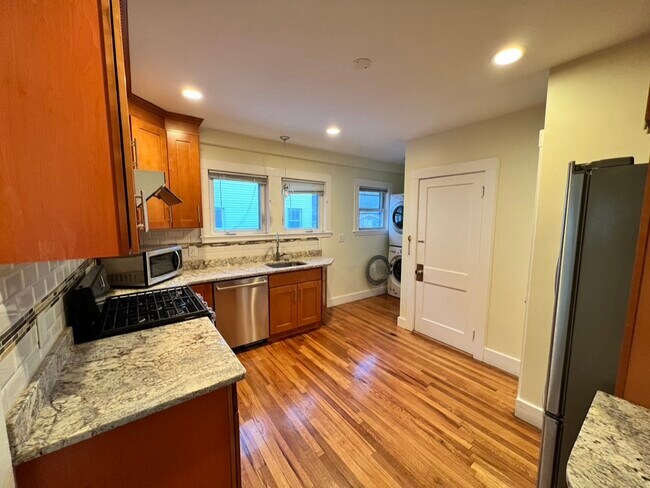 Kitchen - 27 Harriet St