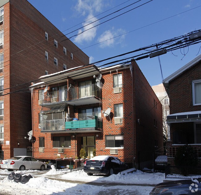 Primary Photo - 64-57 Wetherole St