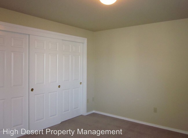 Foto del edificio - 2211 SW Quartz Ave