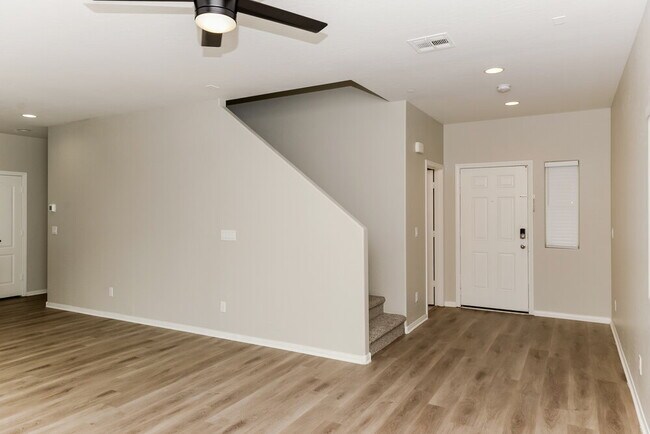 Building Photo - 9025 Refined Ct