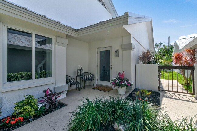 Foto del edificio - 132 Cape Pointe Cir