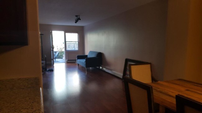 Building Photo - 225 Bay Ridge Pkwy