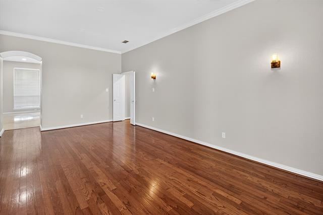 Foto del edificio - 1604 Wagon Wheel Dr