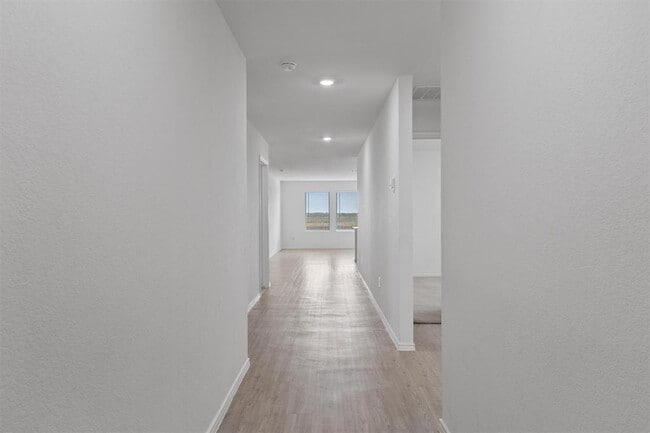 Foto del edificio - 216 Little Sparklers Lp