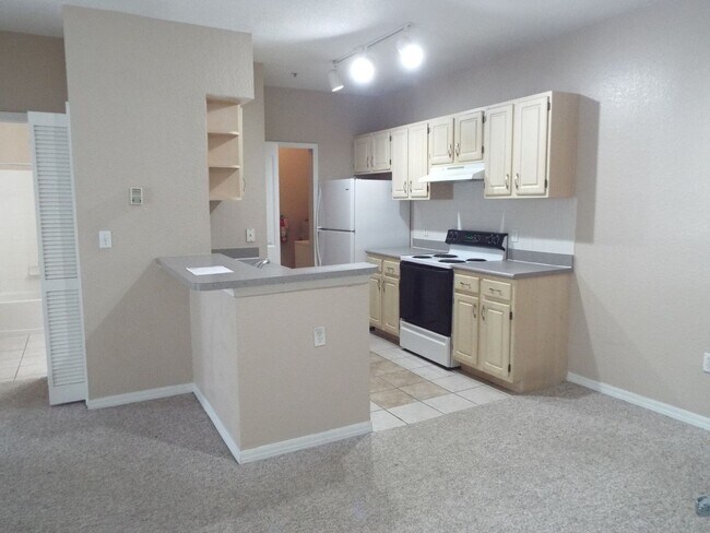 Building Photo - Condo in Legacy Dunes, Kissimmee