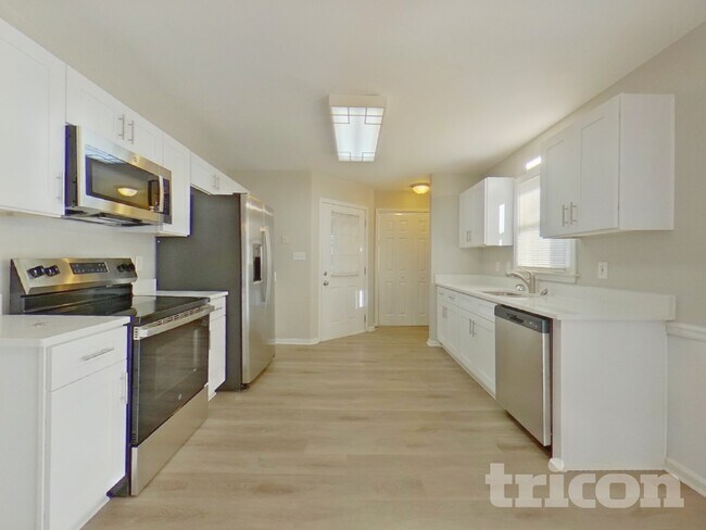 Foto del edificio - 4957 Horton Pl