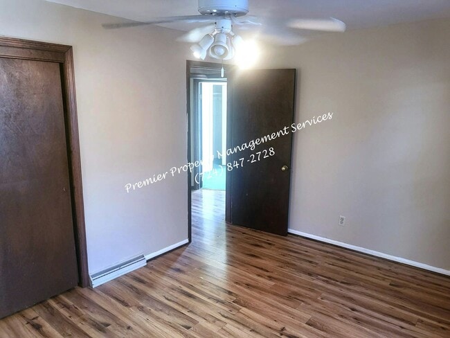 Foto del edificio - 919 6th Ave