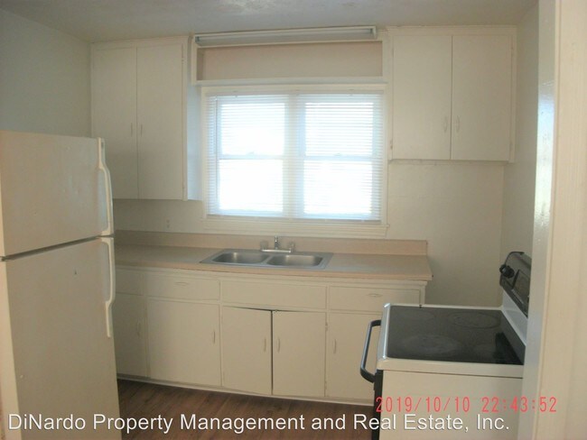 Foto del edificio - 232 Fairview Ave