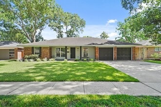 Building Photo - 5427 Stillbrooke Dr