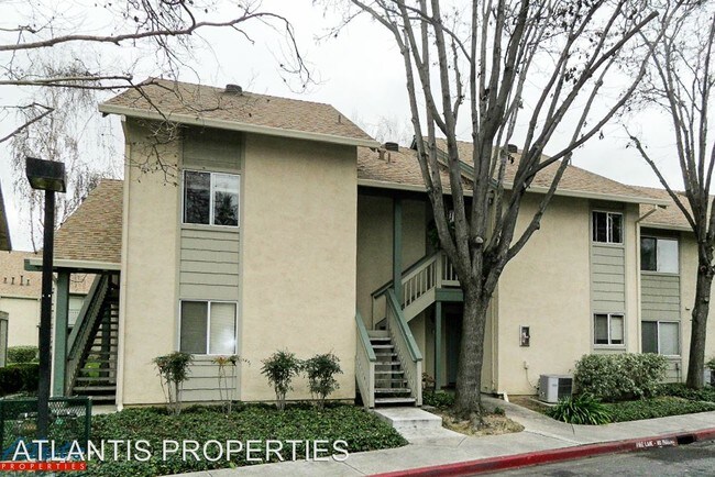 Building Photo - 1040 Summerplace Dr