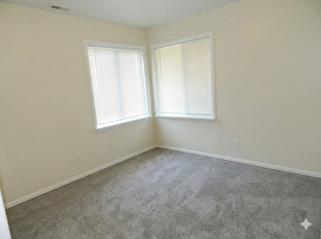 Foto del edificio - Fully renovated 2-BR Home – Space for Everything!