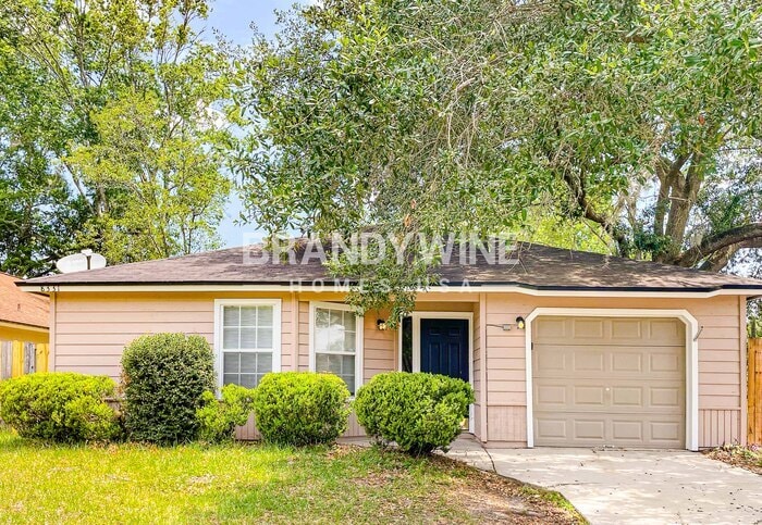 Primary Photo - 8331 Argyle Corners Dr