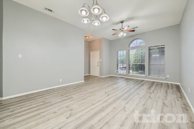 Foto del edificio - 3206 Weirgate Ct