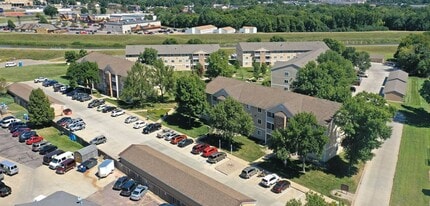 Interior Photo - Golden Creek Apartments
