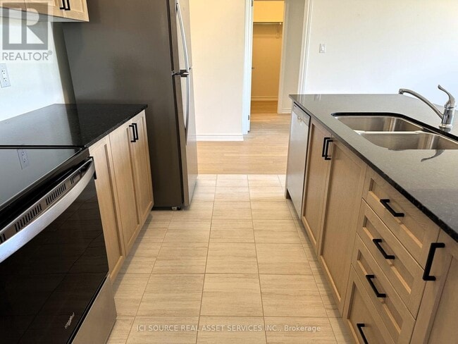 Building Photo - 50 Hillcroft Wy