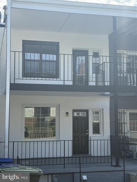 Building Photo - 1206 16th St NE