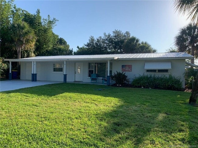 Building Photo - 3483 NE Indian Ct