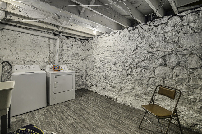 Foto del edificio - 515 S. CFourth-