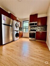 Building Photo - 883 E 165th St