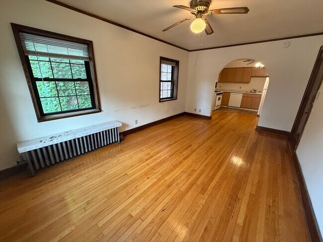 Foto del edificio - 2104 University Ave