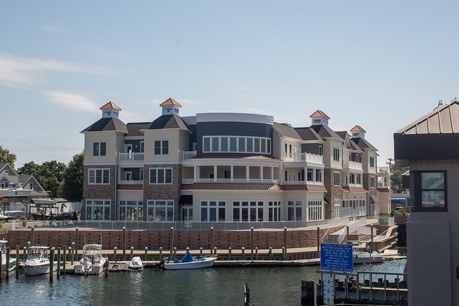 Building Photo - RiverWalk at Belmar