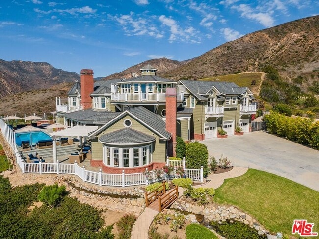 Building Photo - 6277 Sea Star Dr