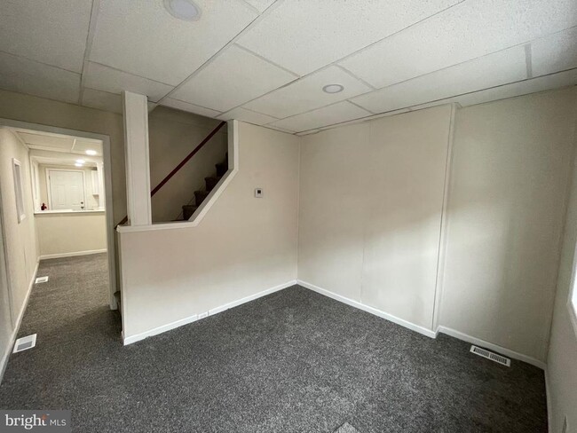 Building Photo - 310 Ridgeway St