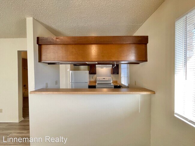 Building Photo - 1 br, 1 bath House - 2101 B Robert E. Lee ...