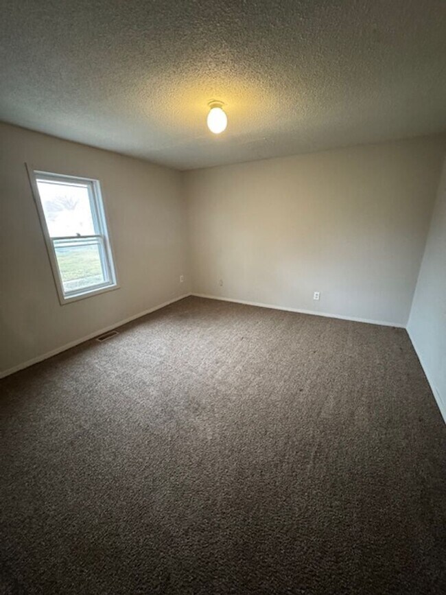 Foto del edificio - 513 E Suttenfield St