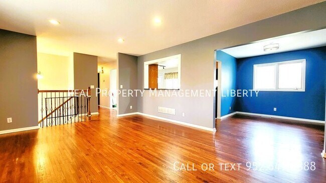 Building Photo - Charming Split-Level 3-Bedroom 2-Bath Home...