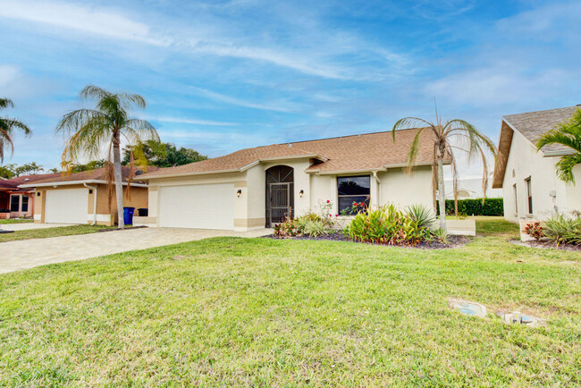 Building Photo - 13220 Winsford Ln