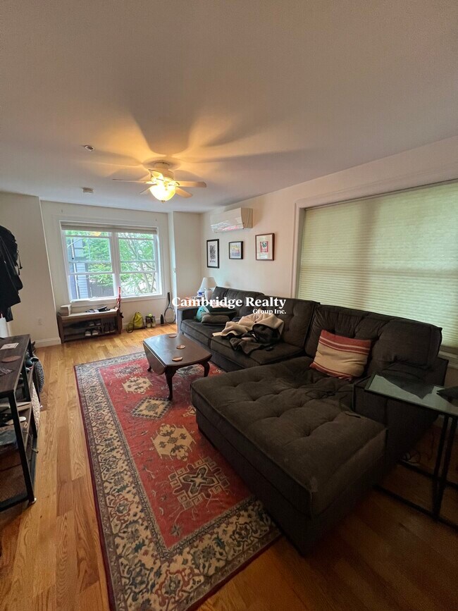 Building Photo - 24 Beacon Pl