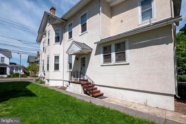 Foto del edificio - 312 E Broad St